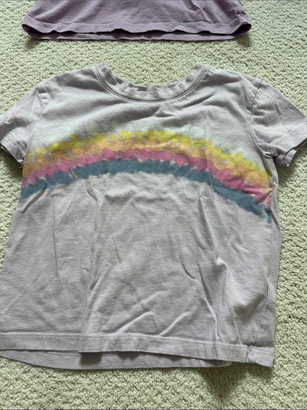 GAP Lavender Tee with Yellow Pink and Blue Rainbow